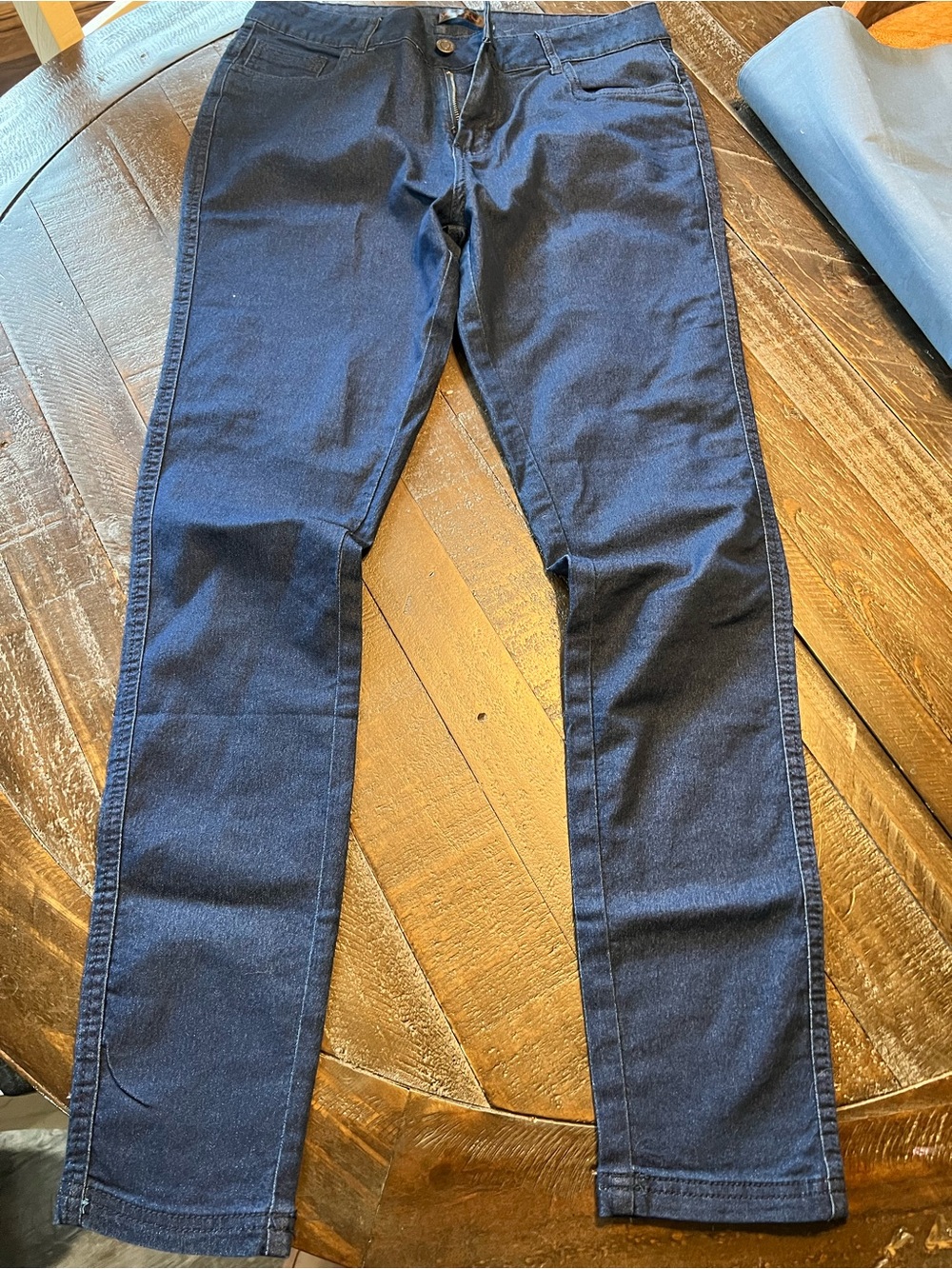 Women’s Straight Leg Jeans in Deep Navy
